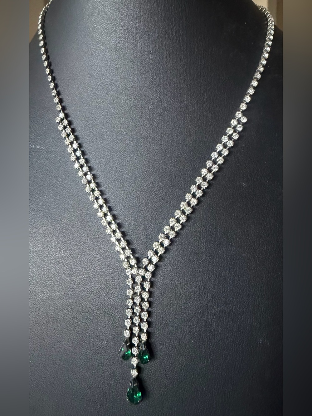 Vintage rhinestone necklace